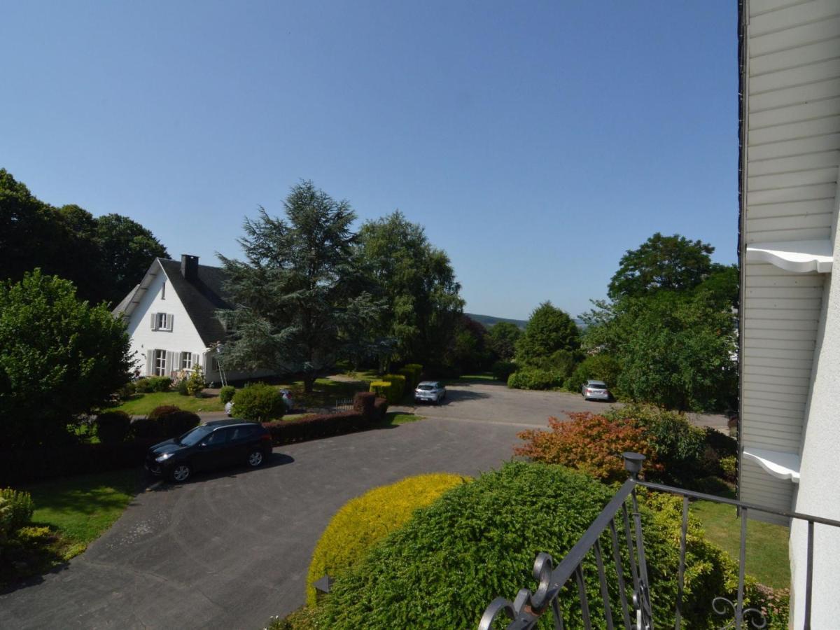 Elegant Villa In Stavelot With Fitness Playroom Kültér fotó