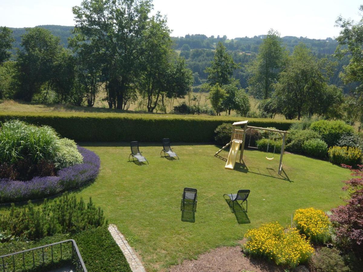 Elegant Villa In Stavelot With Fitness Playroom Kültér fotó