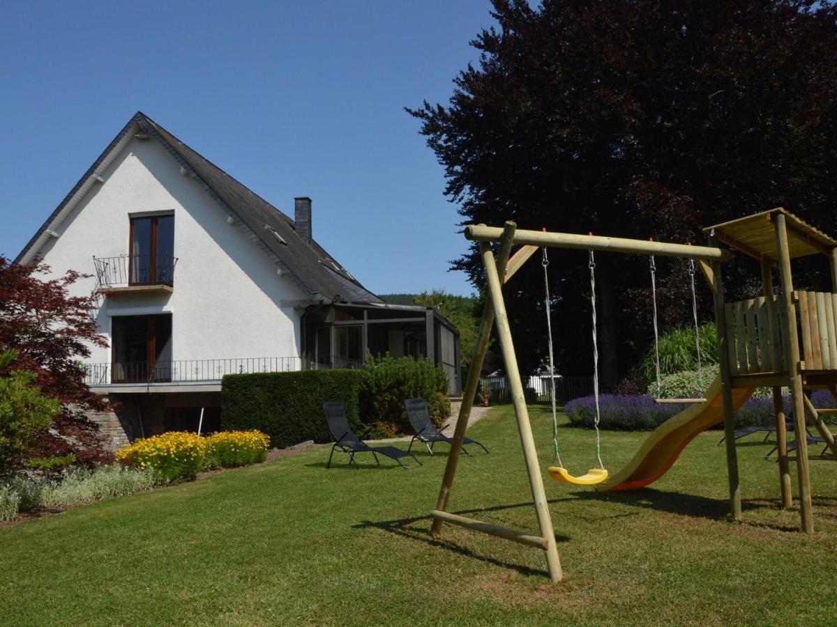 Elegant Villa In Stavelot With Fitness Playroom Kültér fotó
